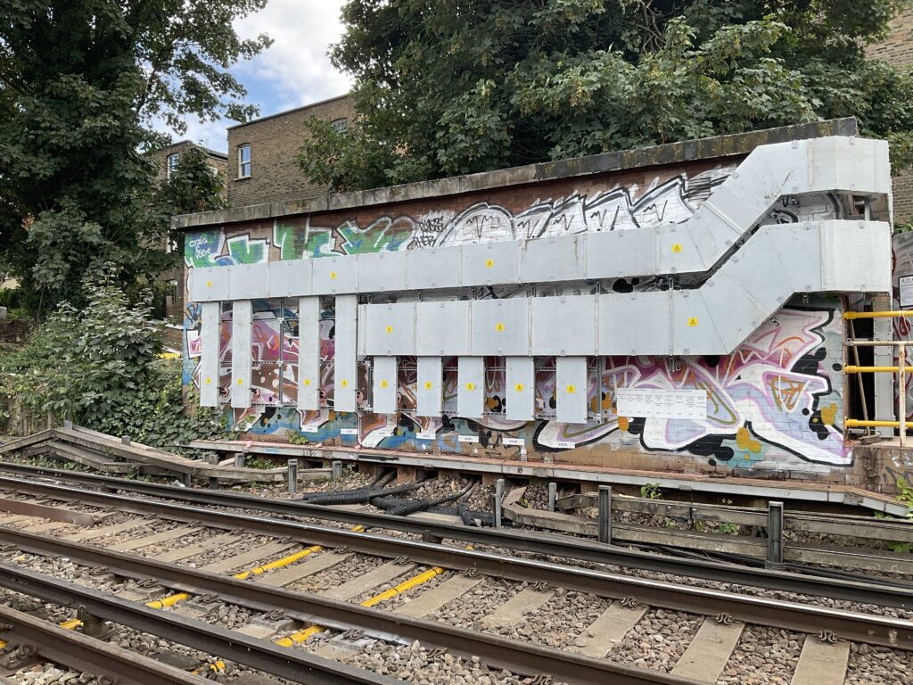 Network Rail - LCS Units